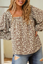 Load image into Gallery viewer, Leopard Square Neck Blouse