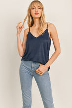 Load image into Gallery viewer, Solid V-neck Cami